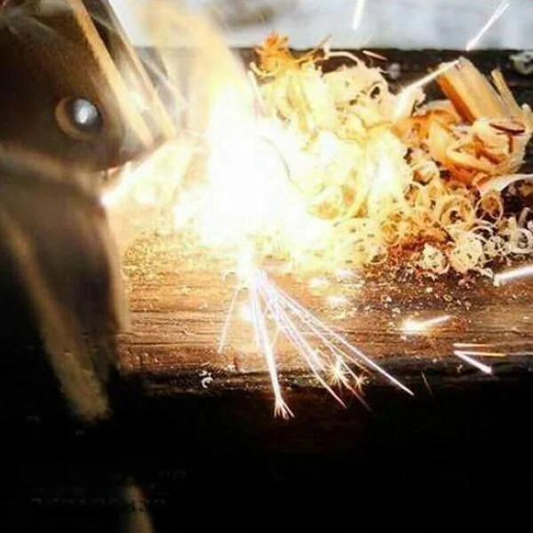 Pedernal Iniciador De Fuego Supervivencia - Image 2